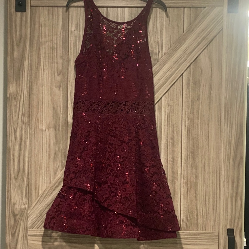 Formal Sequin Lace Dress Burgundy
Homecoming